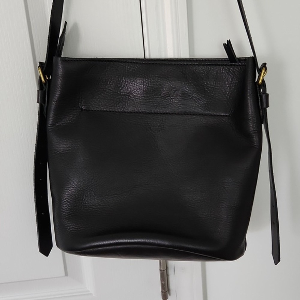 NWOT Madewell The Transport Bucket Bag, True Black - Picture 6 of 12